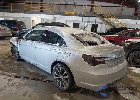 2012 Chrysler 200 S z USA, uszkodzony, nr VIN 1C3CCBHG9CN121560